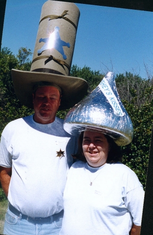 Bill and Maureen Pimley participate in the Hat Parade.